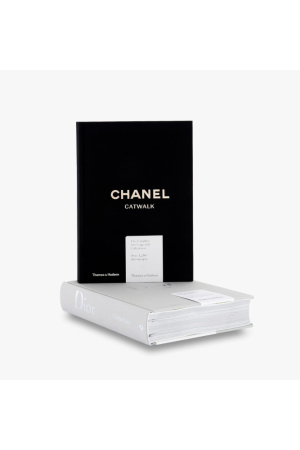 Gros livre Chanel l'intégrale des collections