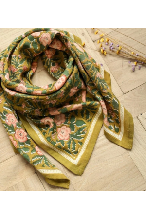 Foulard golden moldave